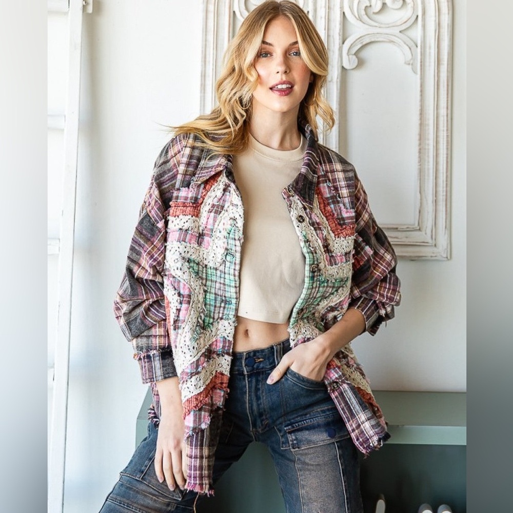 Oli & Hali Star Plaid Patchwork Star shacket lace  button down multicolor pink - Picture 3 of 9